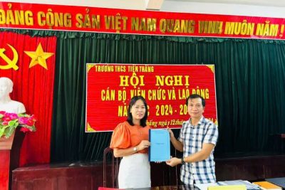 Hội nghị cán bộ, viên chức và lao động trường THCS Tiến Thắng năm học 2024-2025